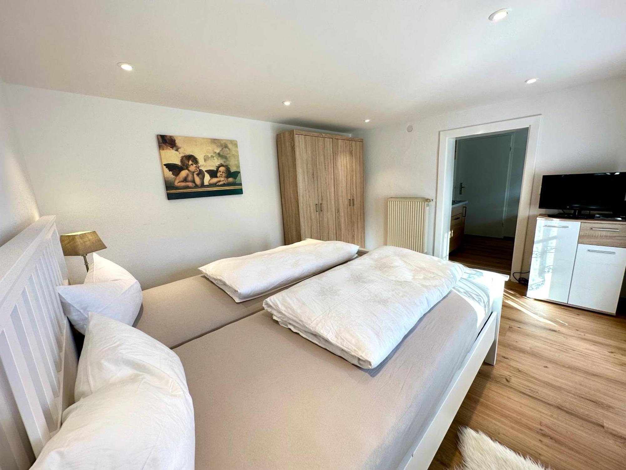 Roderer Apartment *